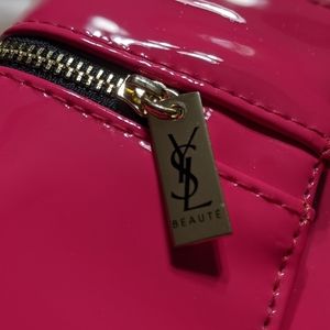 Saint Laurent clutch